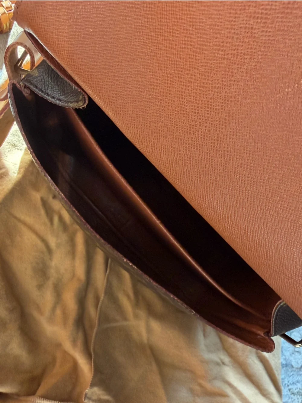 louis vuitton Monogram Cartouchiere GM - Picture 8 of 14